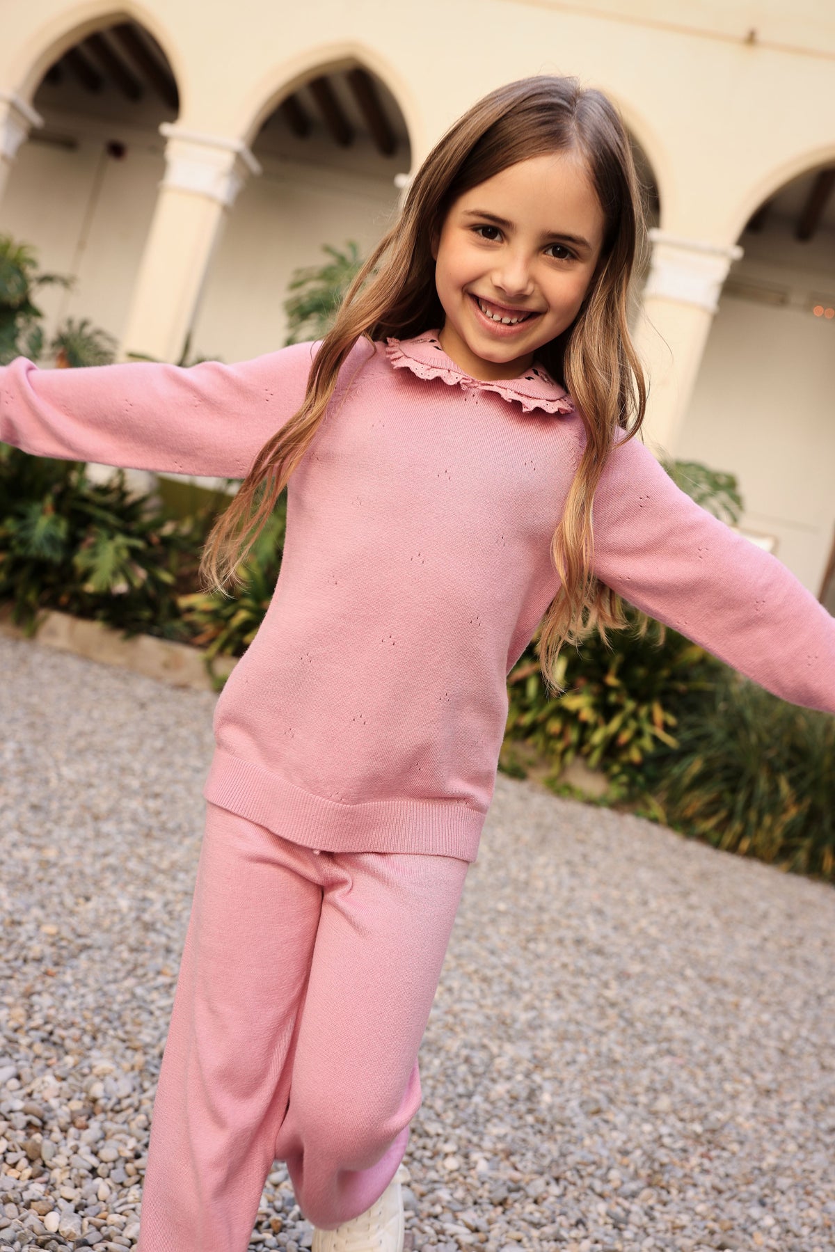 FLOWER COLLAR PULLOVER
